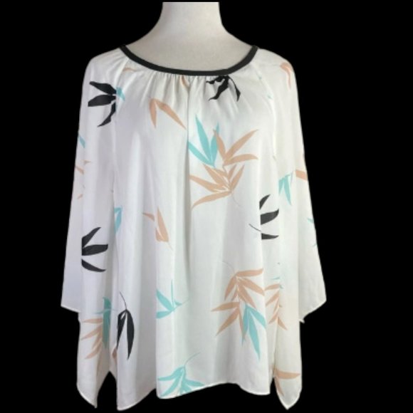 Vince Camuto Glacier Dreams Kimono Styled Blouse‎ - Picture 1 of 10